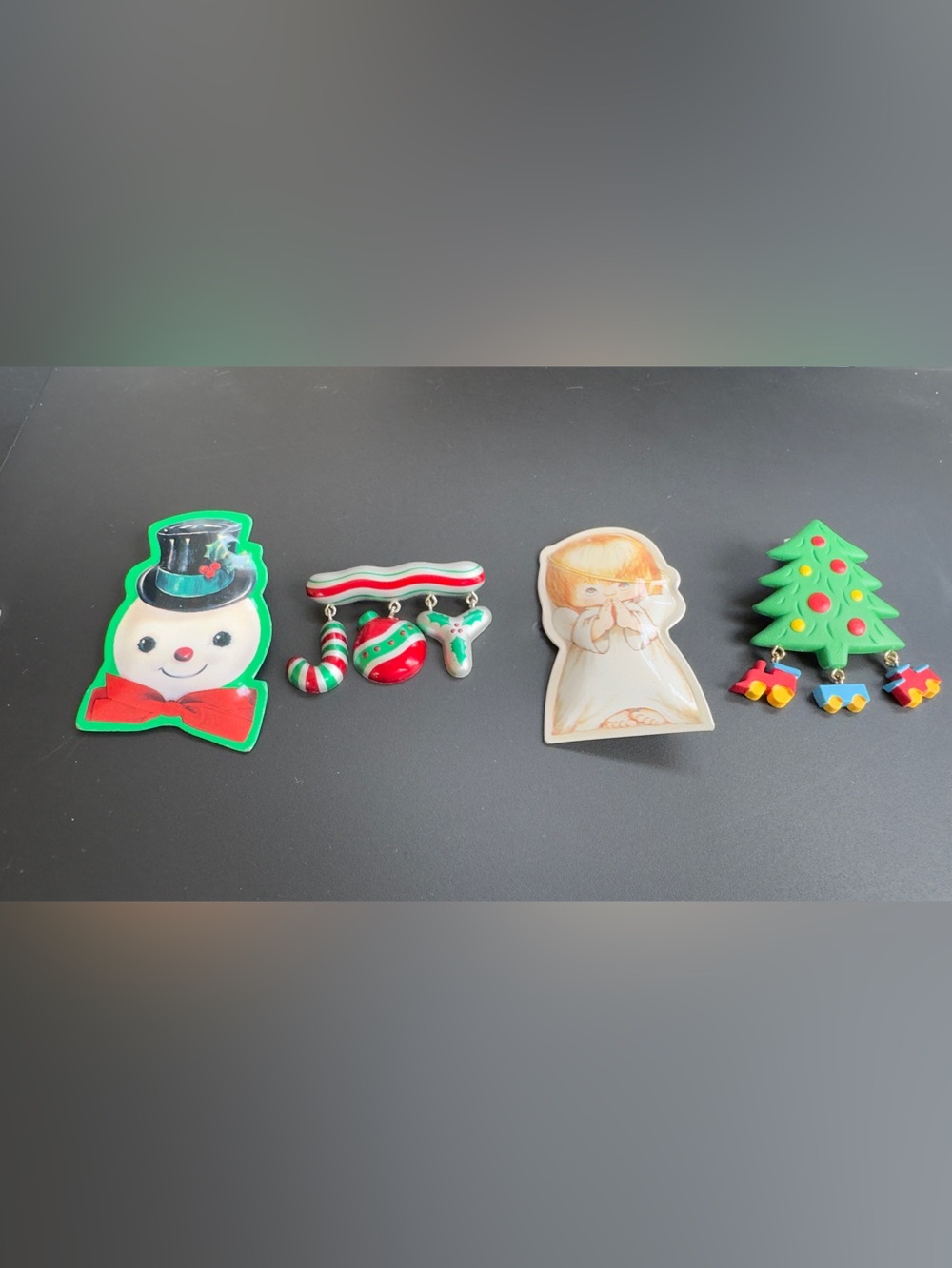 Vintage Hallmark Christmas Pin/Badge Set 1990s
